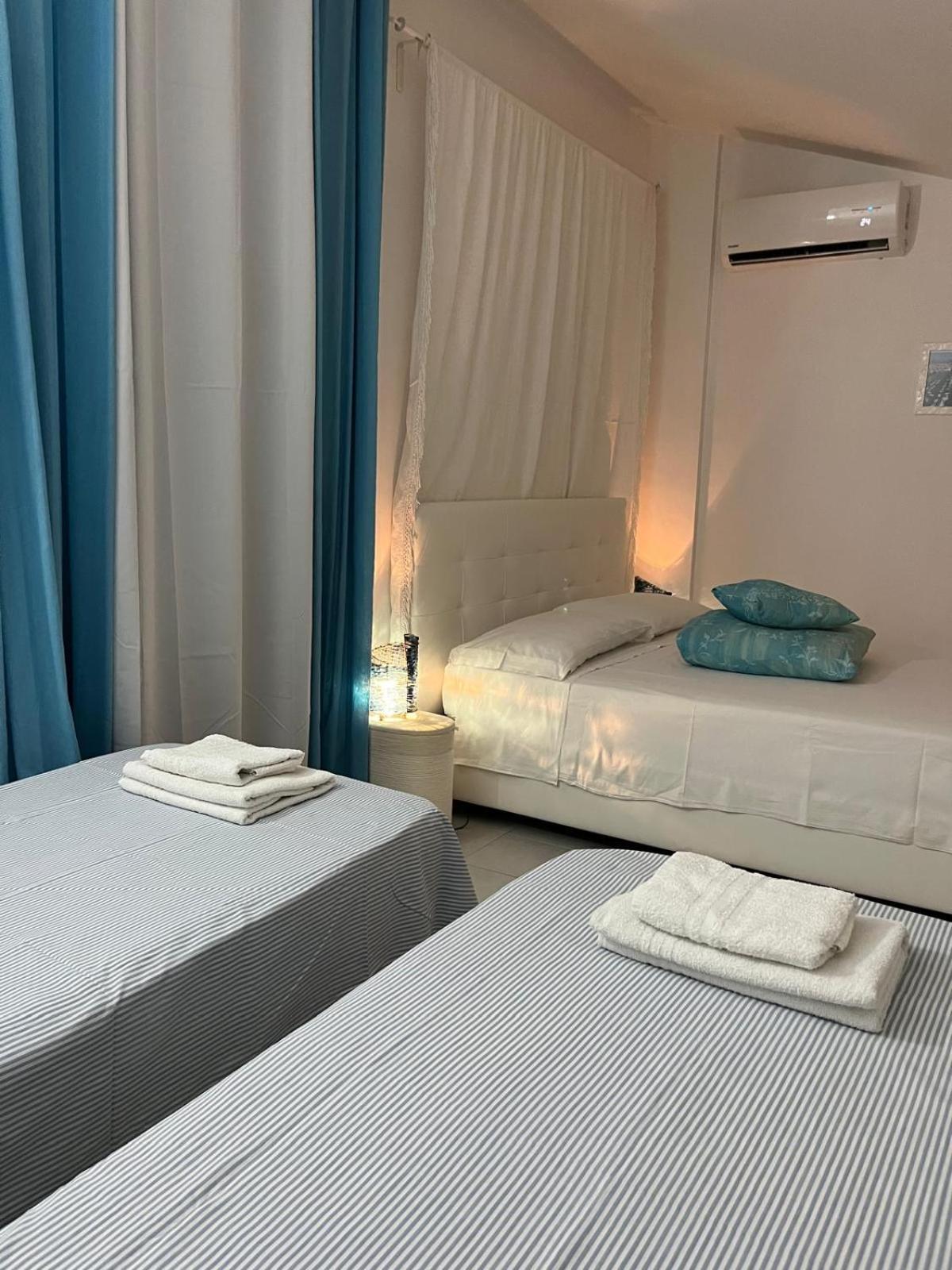B&B Villa Mediterranee Con Parking Space Трани Екстериор снимка