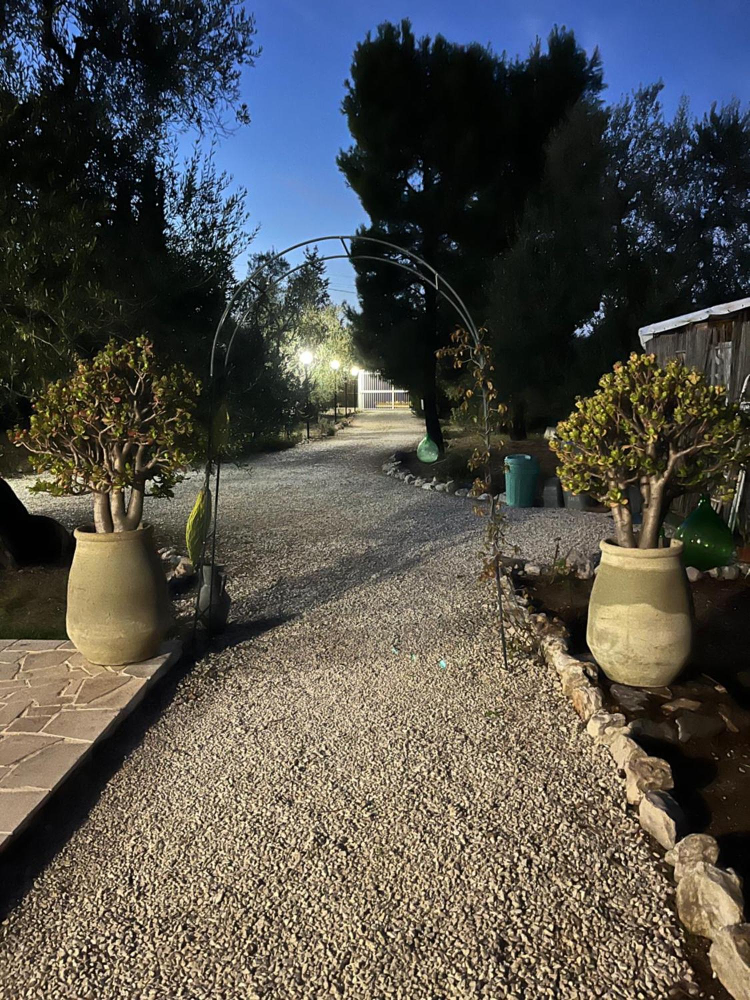 B&B Villa Mediterranee Con Parking Space Трани Екстериор снимка